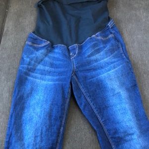 Stitch Fix brand 1822 maternity jeans
